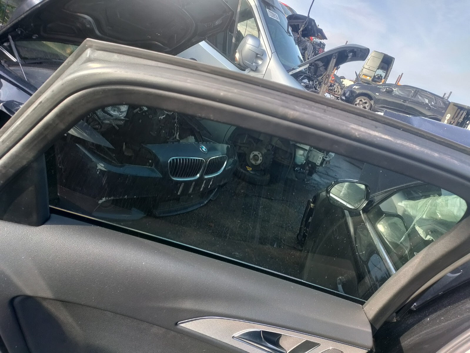 2017 AUDI A6 C7 4G SALOON NSR PASSENGER SIDE REAR WINDOW GLASS