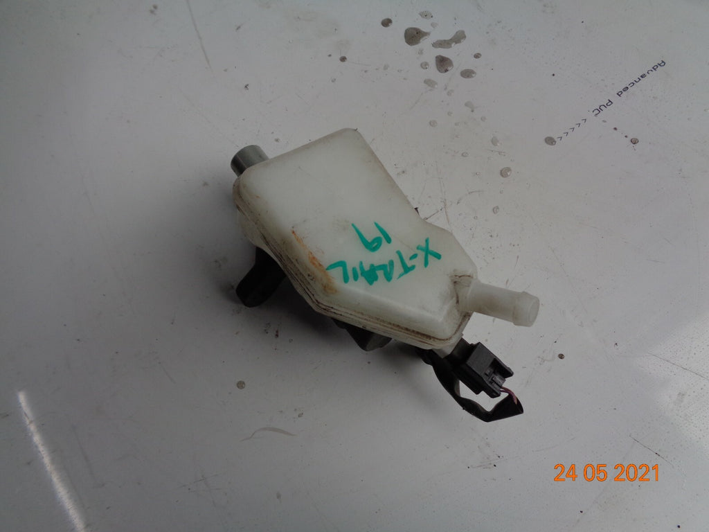 NISSAN X TRAIL MK3 T32 2019 1.7 BRAKE MASTER CYLINDER FLUID RESERVOIR BOTTLE