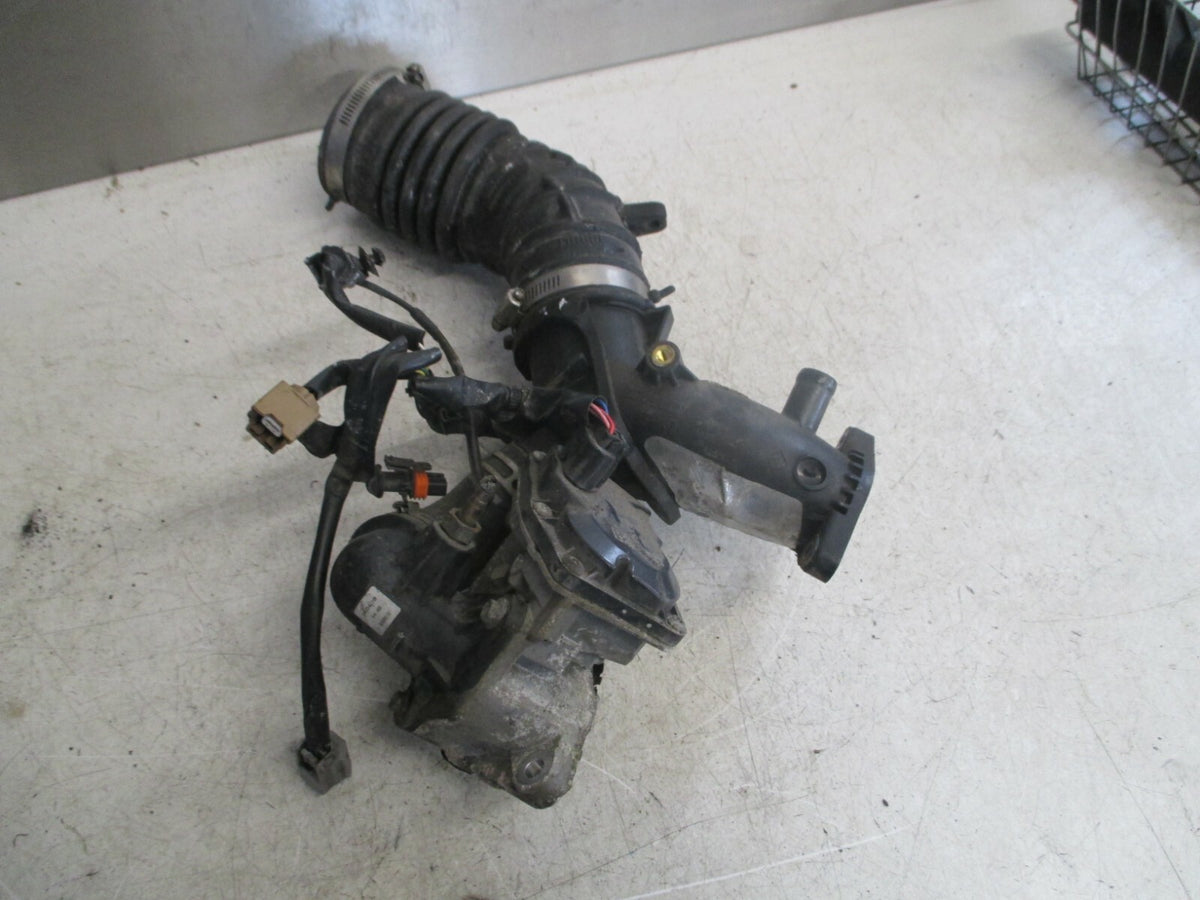 NISSAN NV200 NV 200 2016 ELECTRONIC EGR VALVE COOLER AIR HOSE PIPE 147102557r