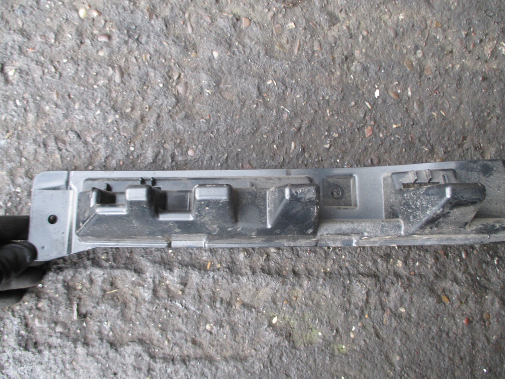 FORD GALAXY MK4 2020 REAR BUMPER BACK PLASTIC SUPPORT BRACKET TRIM EM2B-17C871-N