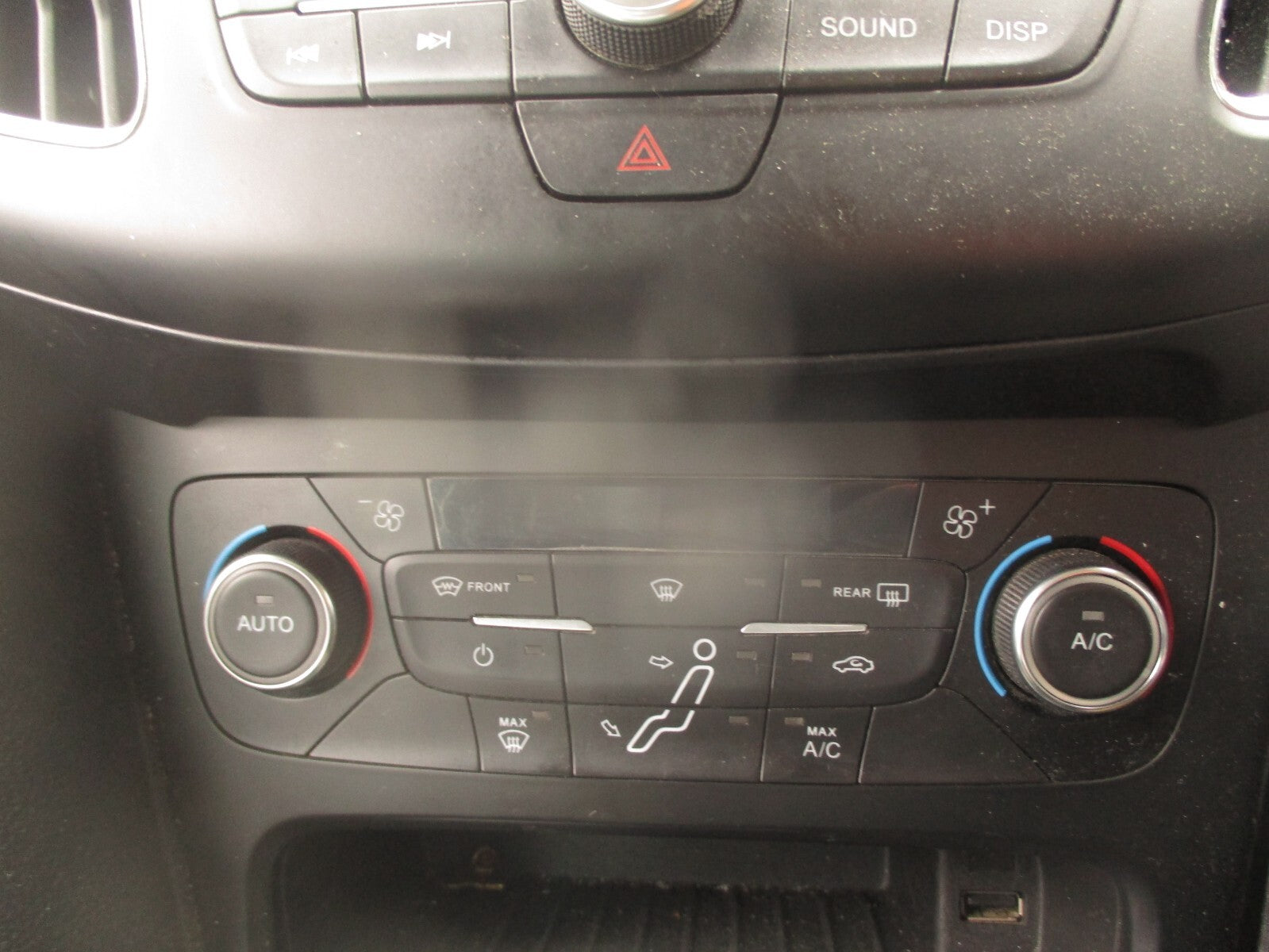 2017 FORD FOCUS MK3 AC AIR CON HEATER CLIMATE CONTROL SWITCH PANEL