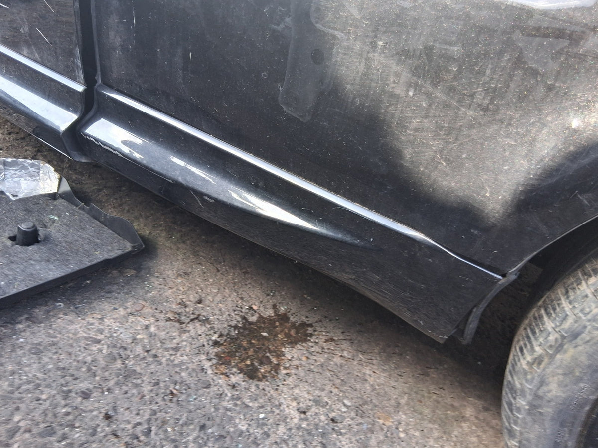 2021 LAND ROVER RANGE ROVER SPORT L494 NS PASSENGER SIDE REAR DOOR MOULDING TRIM