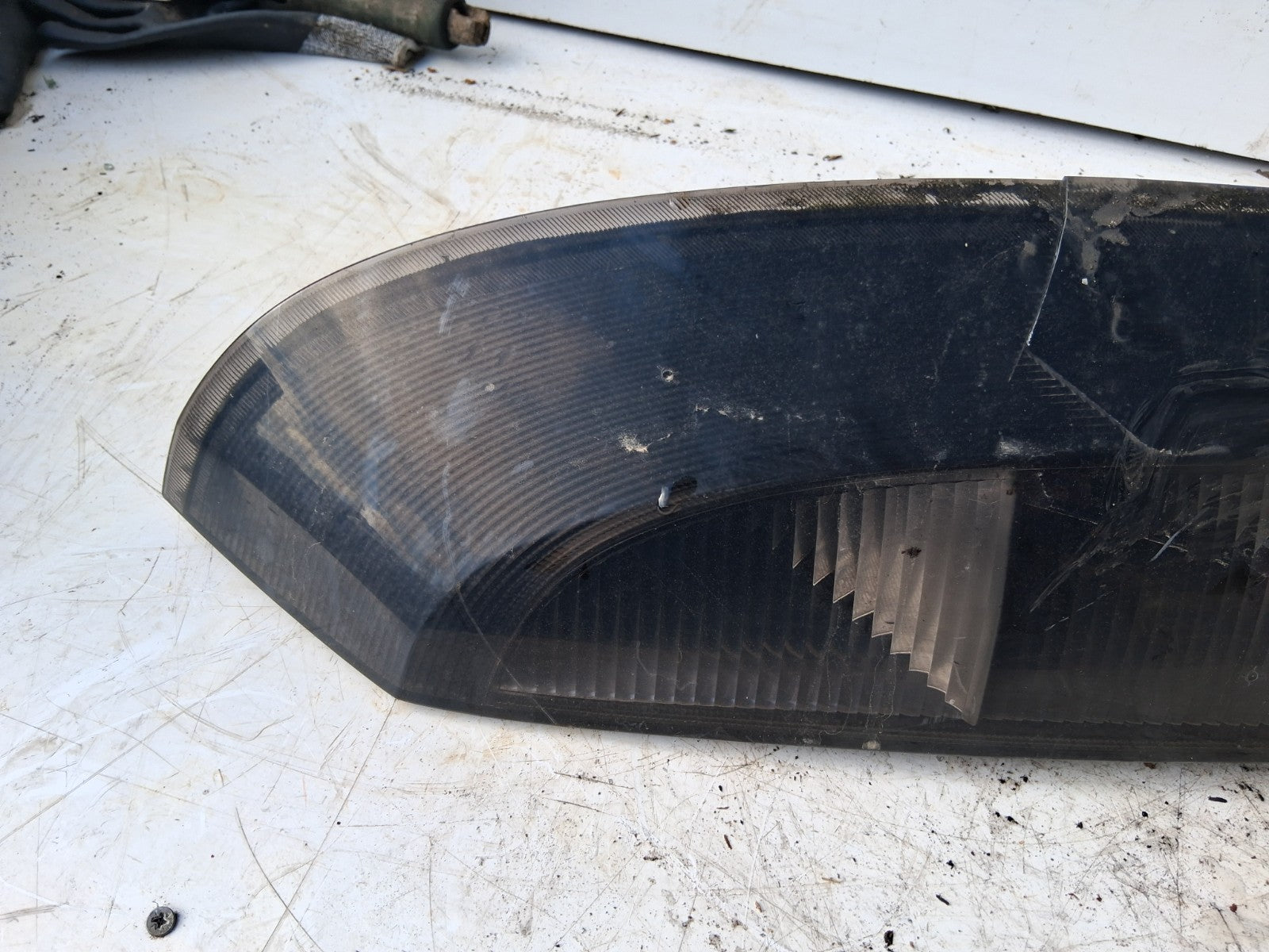 2005 VAUXHALL CORSA C NSR PASSENGER SIDE REAR LEFT TAIL LIGHT 89307510