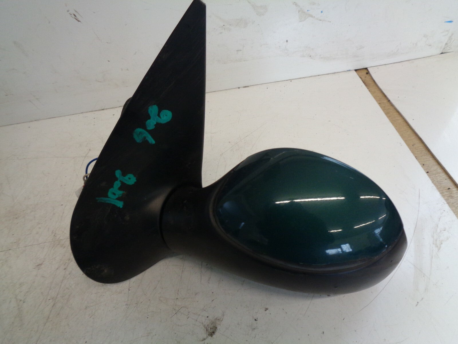 PEUGEOT 206 2001 NS PASSENGER SIDE FRONT ELECTRIC WING MIRROR