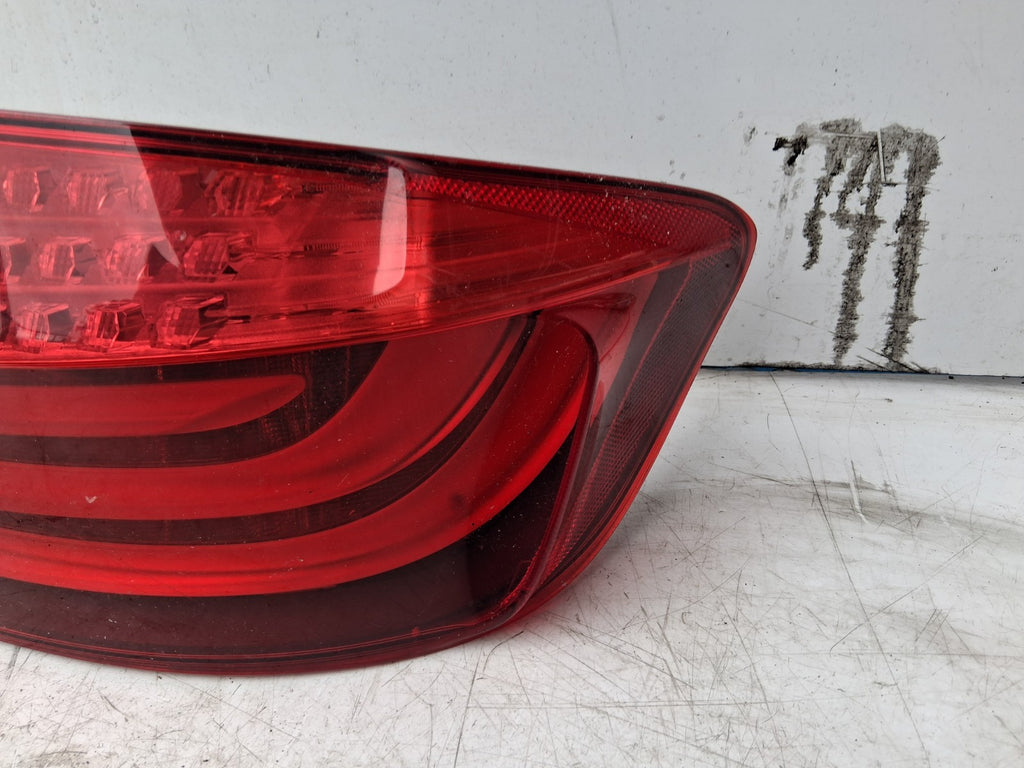 2010 BMW 5 SERIES F10 OSR DRIVER SIDE REAR OUTER TAIL LIGHT LAMP