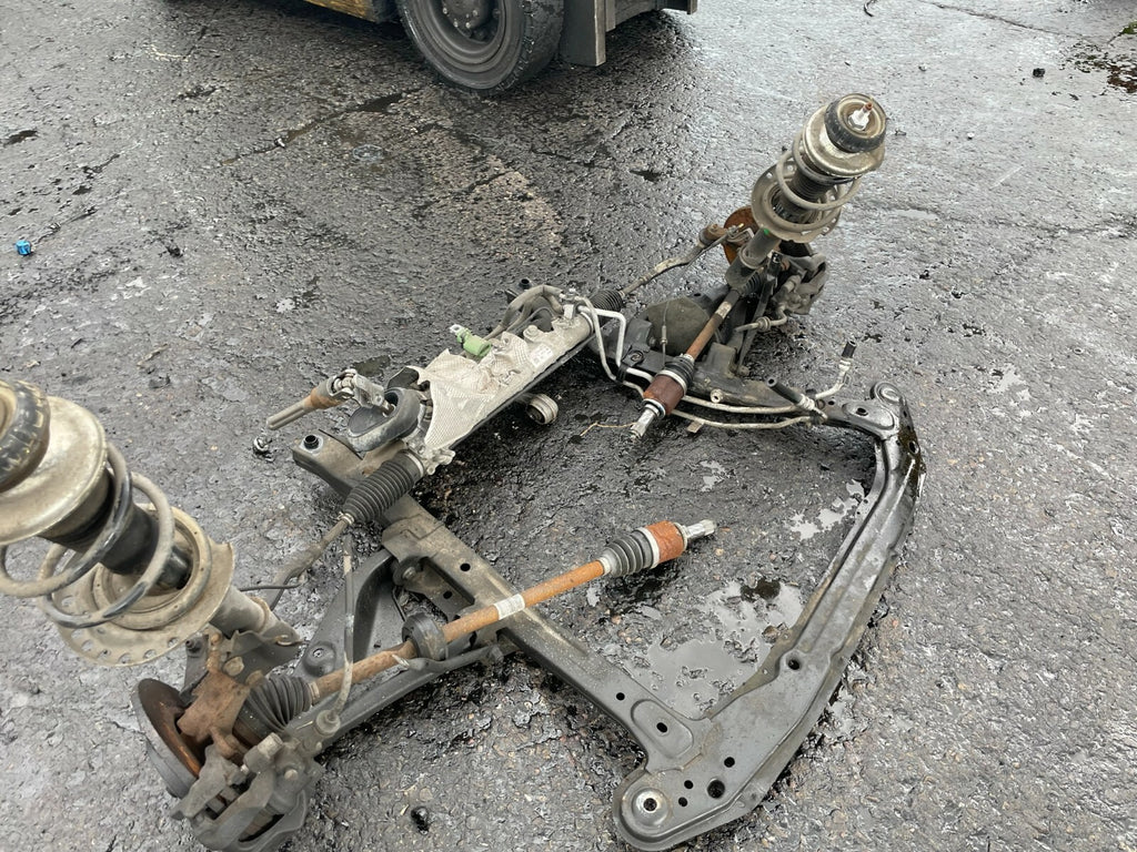 2018 DACIA SANDERO MK2 1.0 PETROL COMPLETE FRONT SUBFRAME SHOCK SPRING HUB LEGS