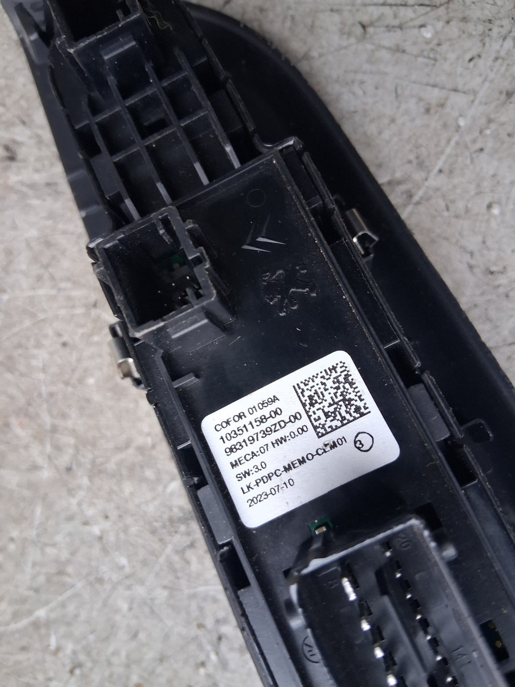 2023 VAUXHALL GRANDLAND OSF DRIVER SIDE FRONT WINDOW CONTROL SWITCH 98319739ZD