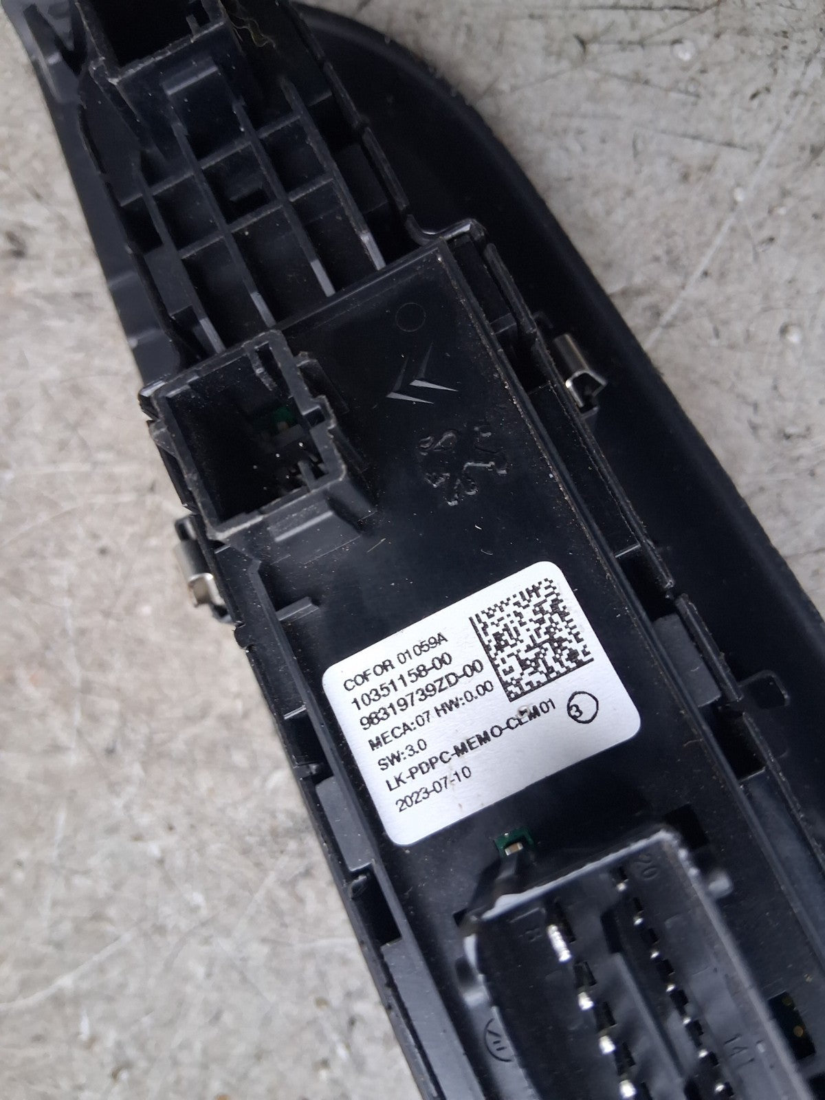 2023 VAUXHALL GRANDLAND OSF DRIVER SIDE FRONT WINDOW CONTROL SWITCH 98319739ZD