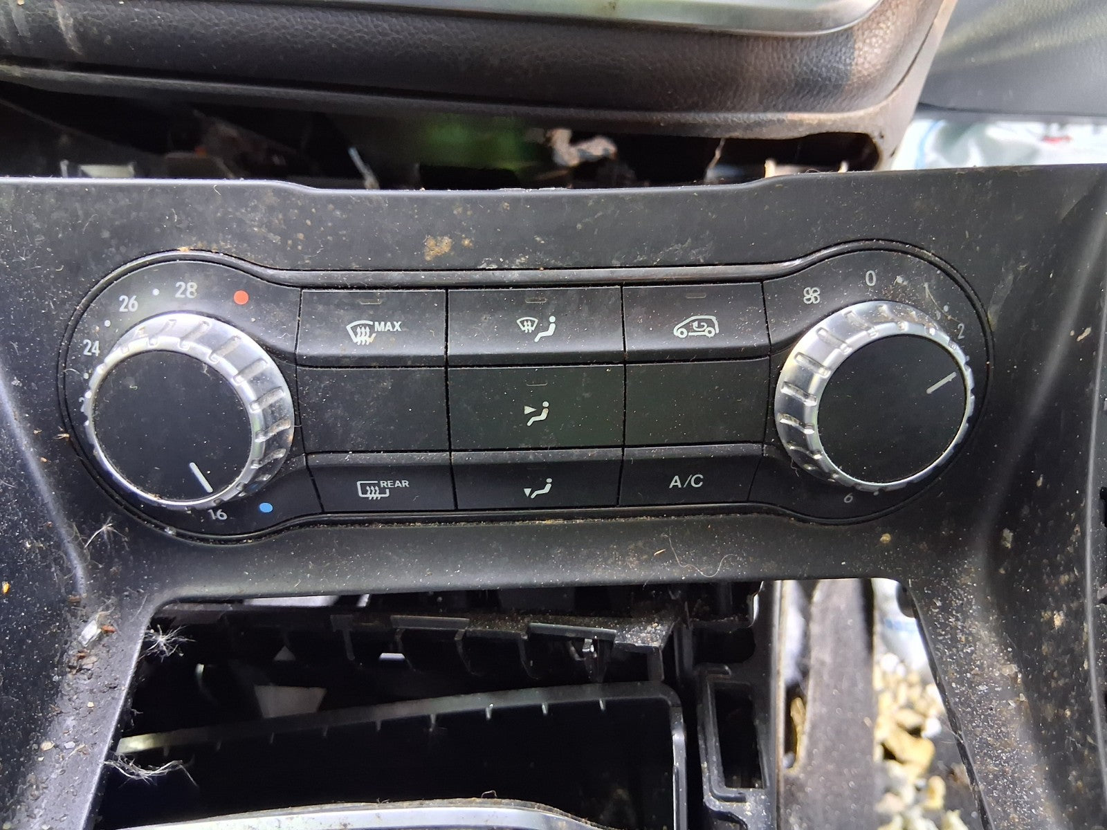 2019 MERCEDES BENZ GLA 180 X156 AC HEATER CLIMATE CONTROL SWITCH PANEL
