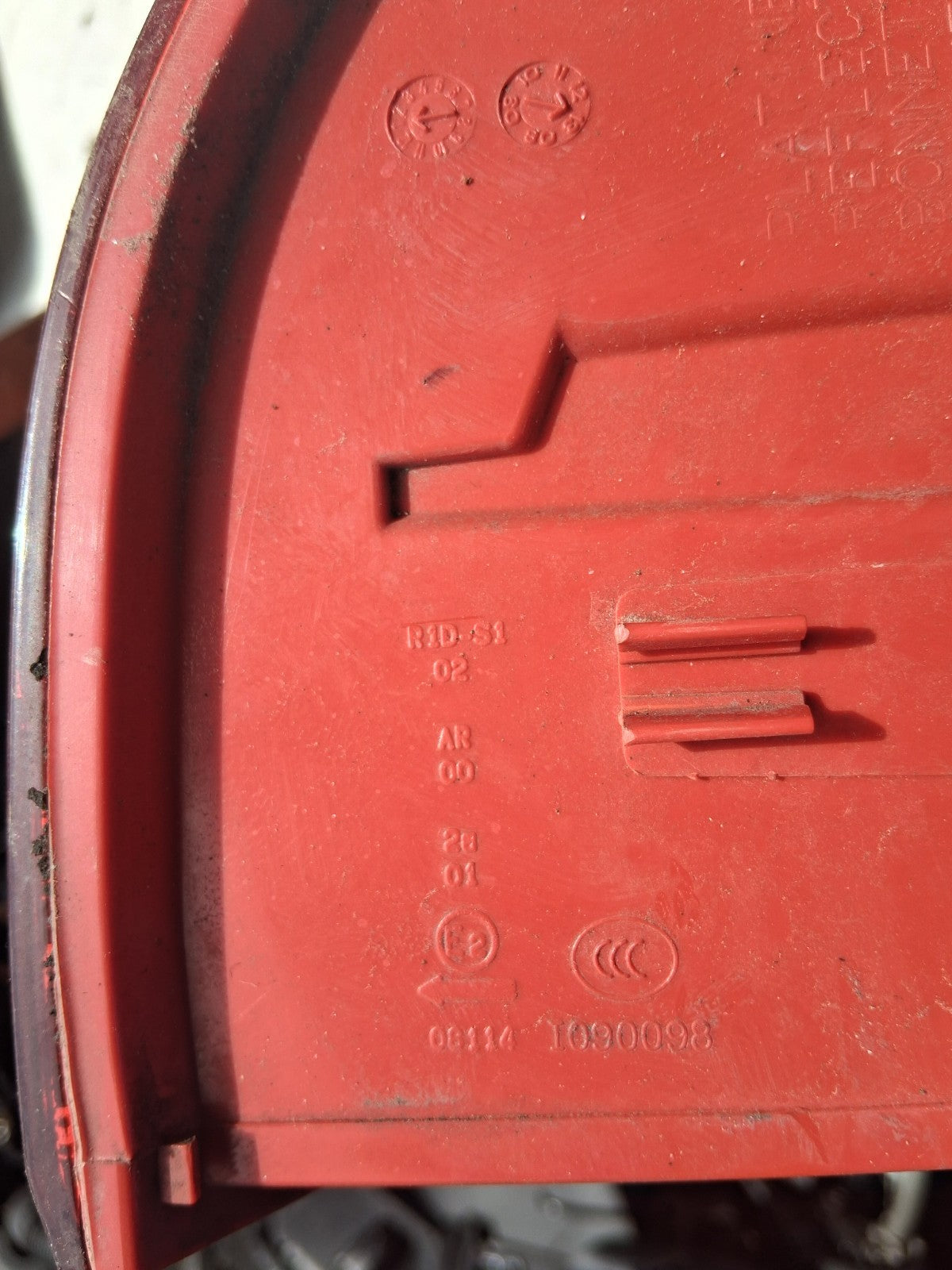 2012 PEUGEOT 3008 NSR PASSENGER SIDE REAR OUTER TAIL LIGHT LAMP