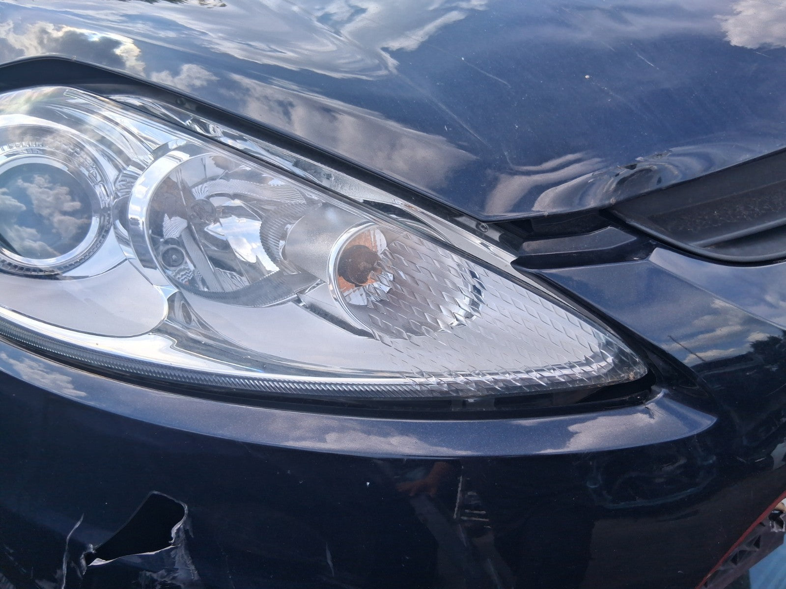 2012 FORD FIESTA MK7 5 DOOR OSF DRIVER SIDE FRONT RIGHT HEADLIGHT