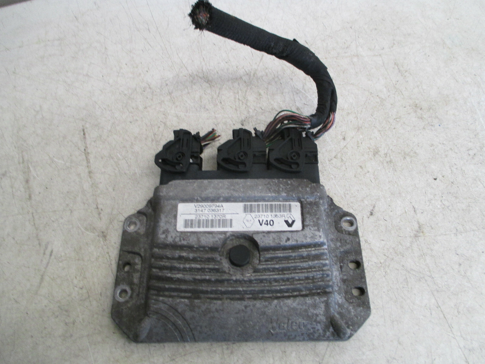 RENAULT MEGANE MK3 2013 1.6 PETROL ECU ENGINE CONTROL MODULE UNIT 237101370R