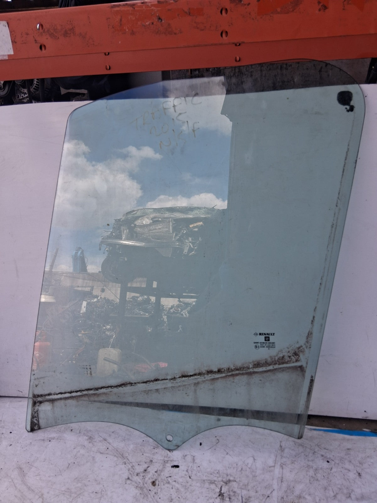 2015 RENAULT TRAFIC B X82 MK2 NSF PASSENGER SIDE FRONT LEFT WINDOW GLASS