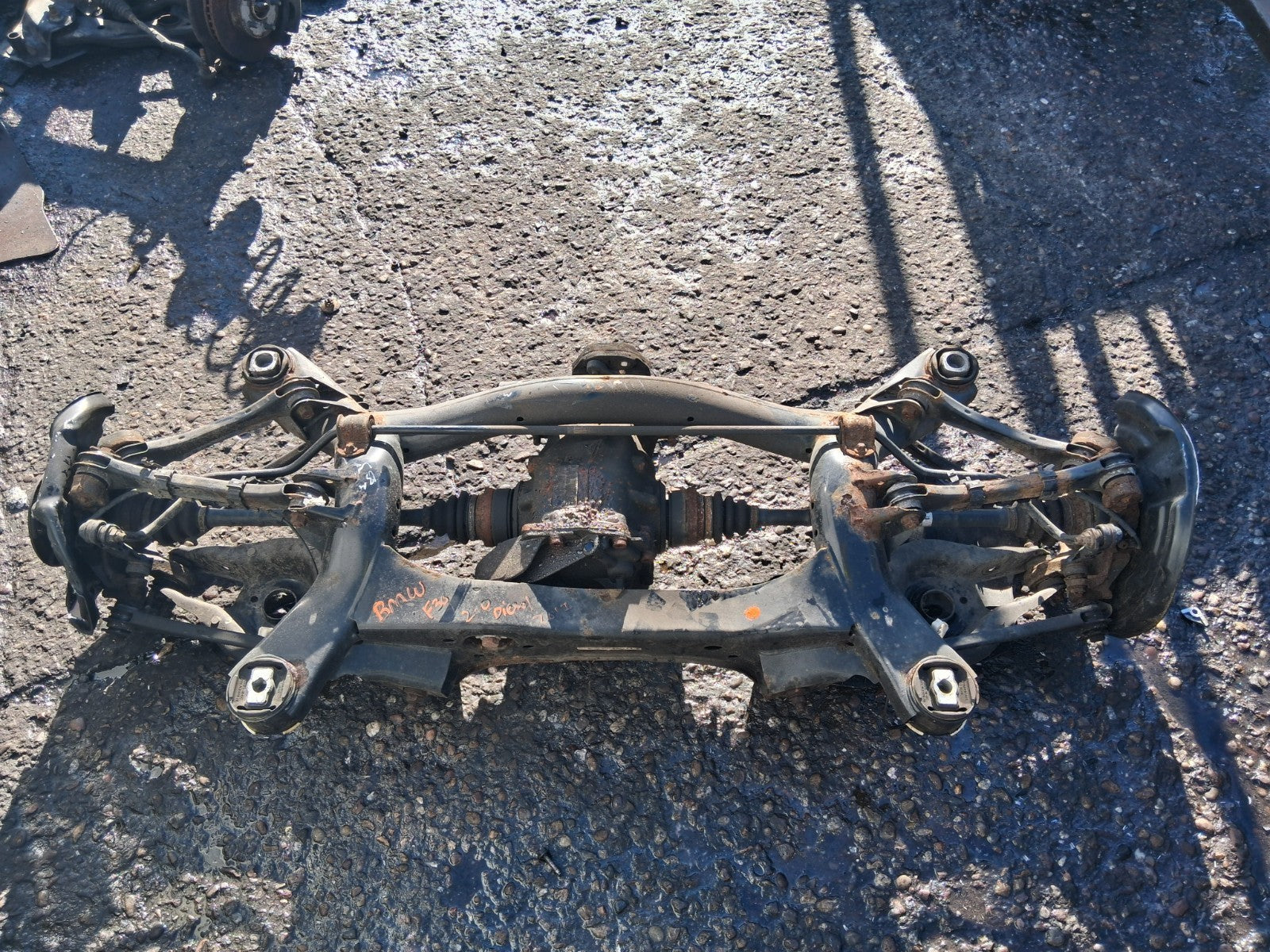 2017 BMW 3 SERIES F30 2.0 DIESEL COMPLETE REAR AXLE DIFF HUB DISC TYPE 7605589