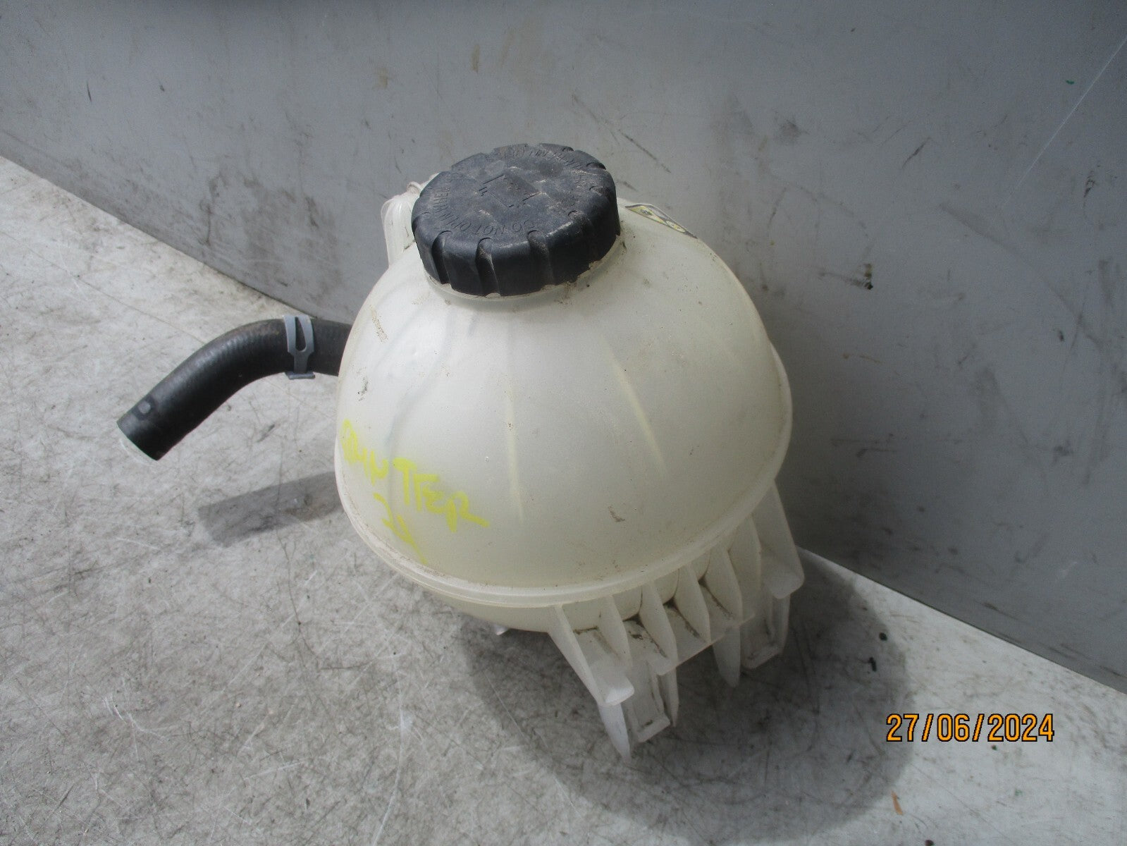 2021 MERCEDES BENZ SPRINTER W907 COOLANT WATER OVERFLOW TANK A9105010400