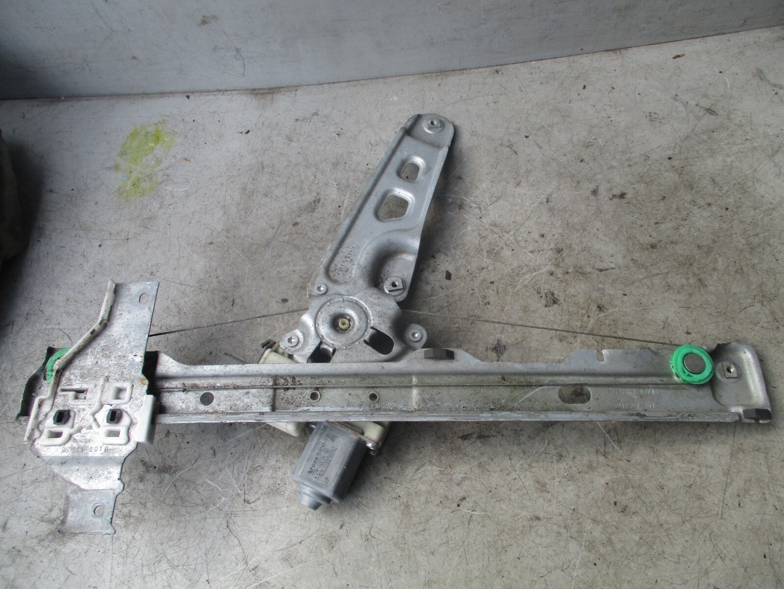 2013 PEUGEOT 5008 OSF FRONT DRIVER SIDE DOOR WINDOW MECHANISM 914241100
