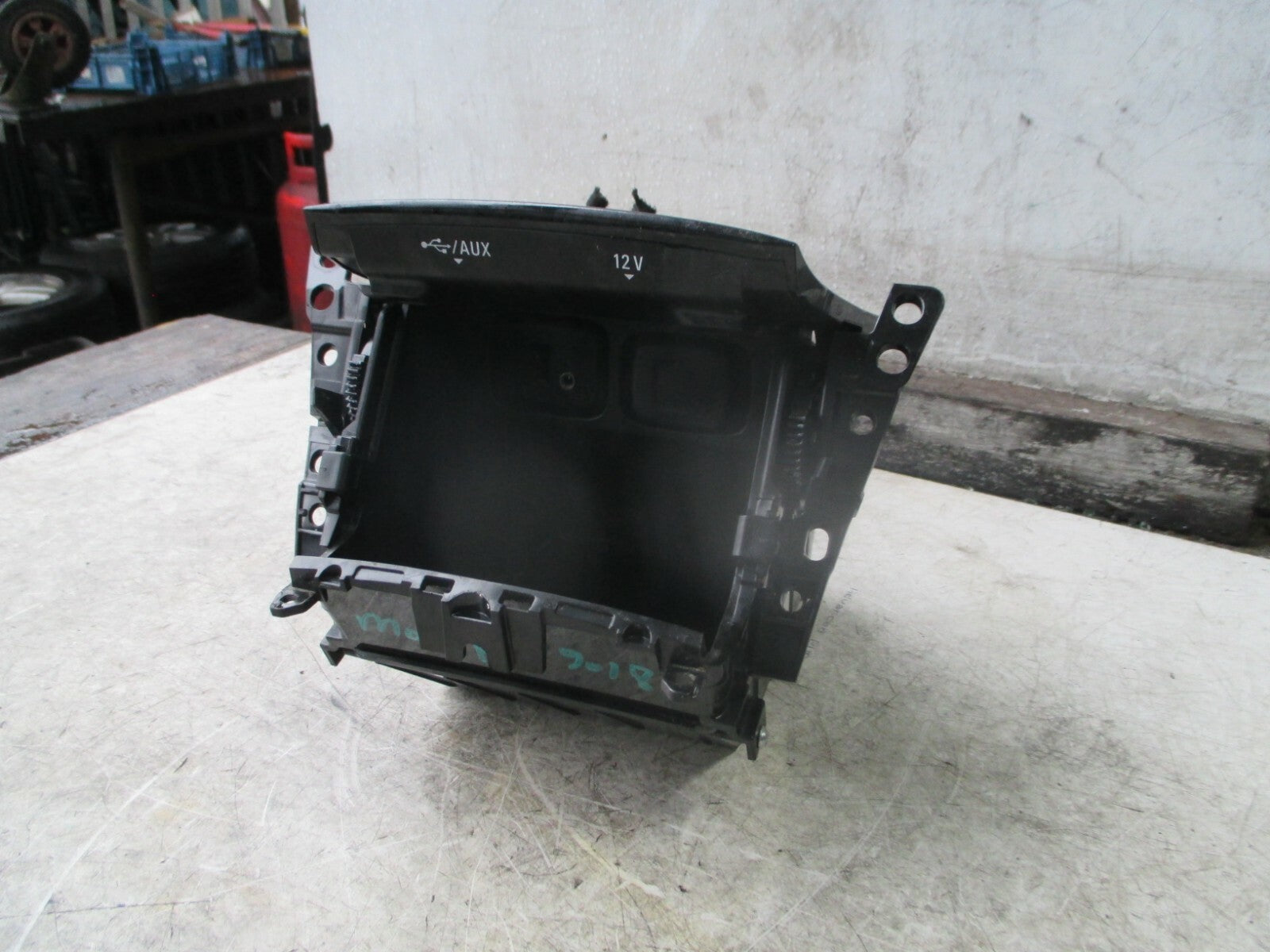 2018 VAUXHALL MOKKA X ASHTRAY CENTRE CONSOLE TRIM 42599062