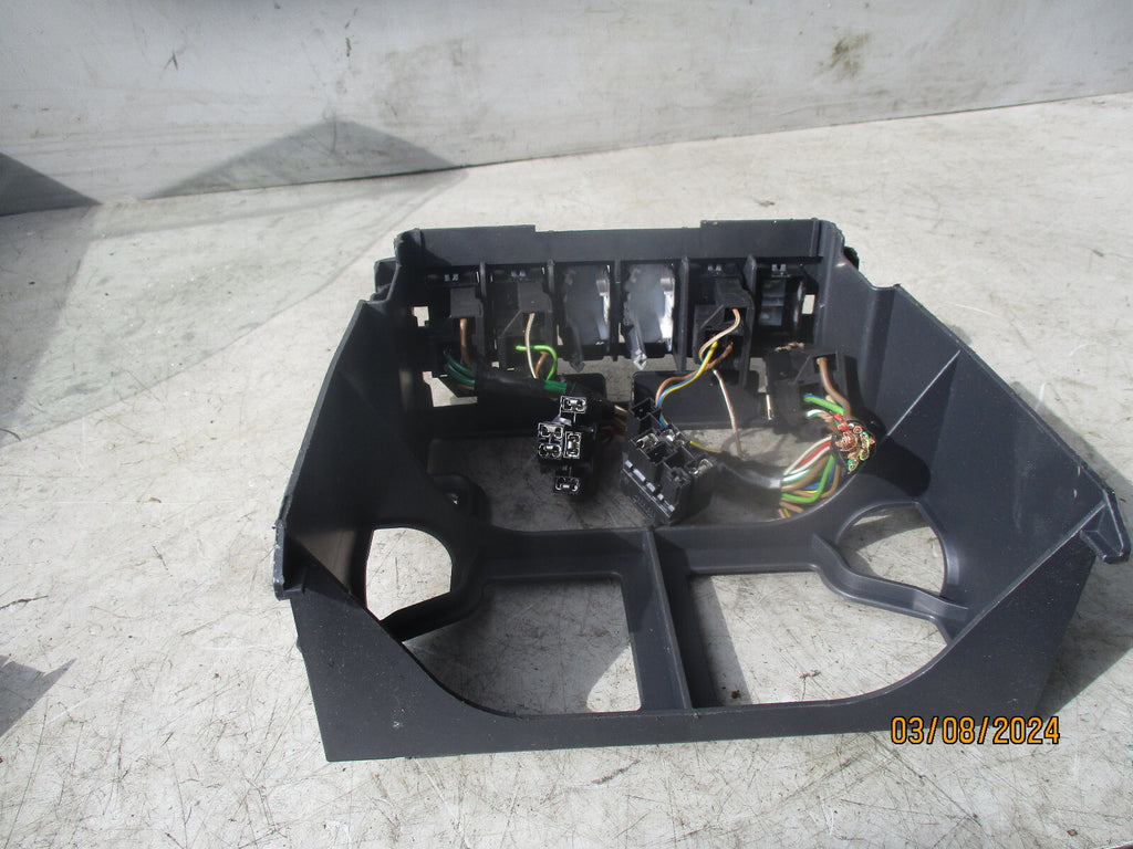 2005 SMART RODSTER 452 WINDOW ROOF TAILGATE SWITCH CONTROL PANEL 001142V005