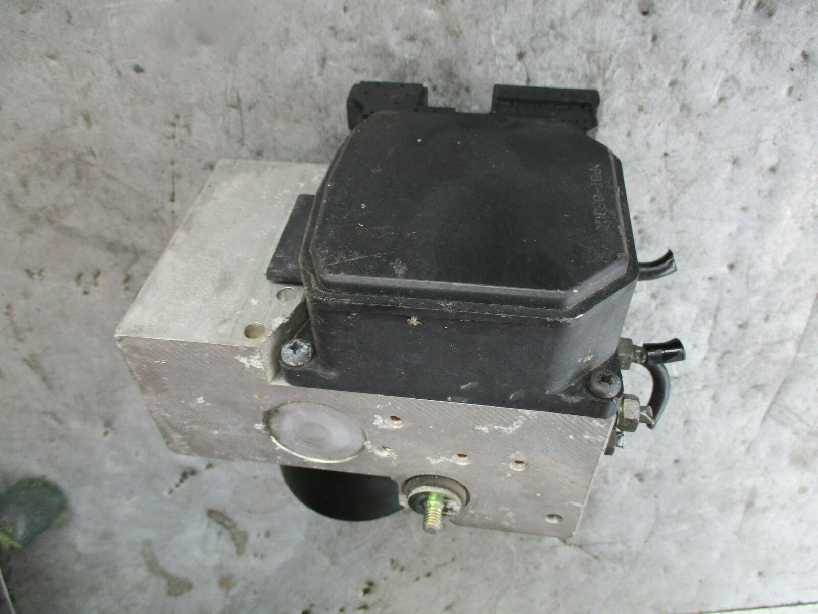 LEXUS IS 200 MK1 ABS PUMP & CONTROL MODULE 1332005040
