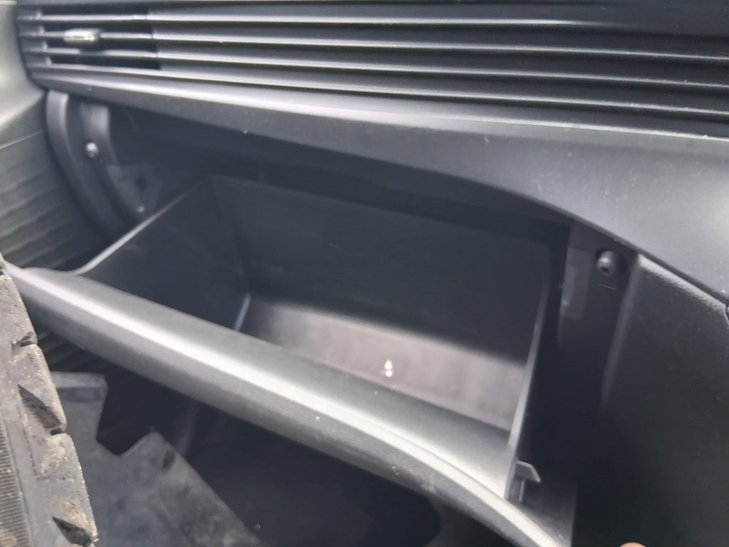 2026 HYUNDAI I20 MK3 NS PASSENGER SIDE STORAGE COMPARTMENT GLOVEBOX