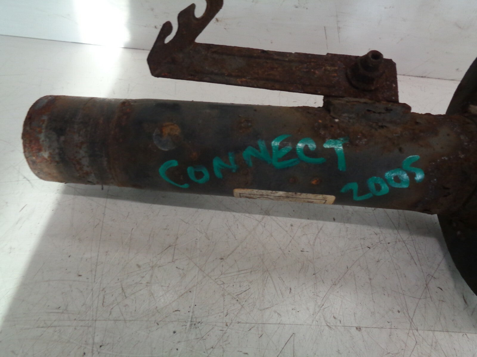 FORD TRANSIT CONNECT 2005 OSF DRIVER SIDE FRONT SHOCK COIL SPRING 2T1418057DJ