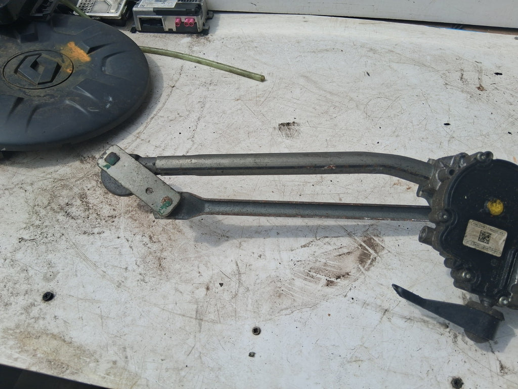2018 MERCEDES SPRINTER W907 FRONT WINDSCREEN WIPER MOTOR LINKAGE A9108200500