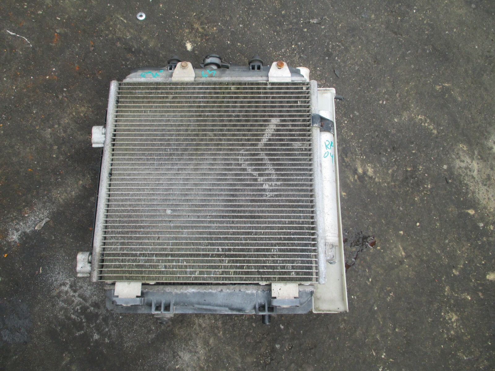 TOYOTA AYGO MK1 2013 1.0 PETROL RADIATOR RAD PACK RP 04
