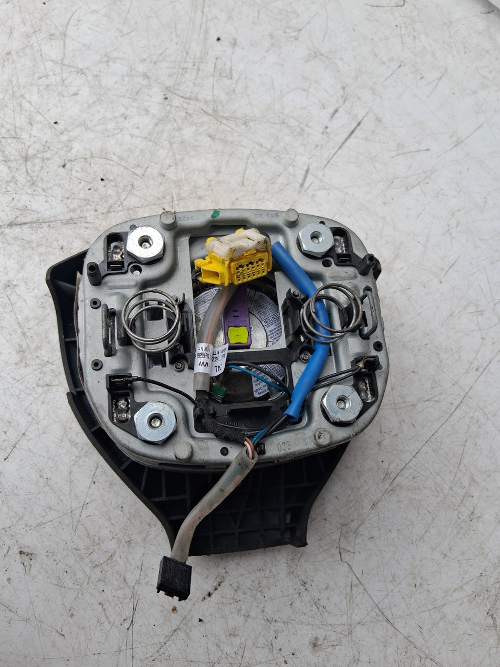 2007 VW VOLKSWAGEN GOLF MK5 STEERING WHEEL AIRBAG 1K0880201BK
