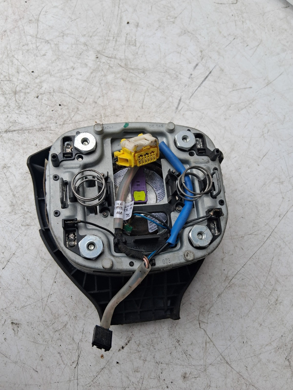 2007 VW VOLKSWAGEN GOLF MK5 STEERING WHEEL AIRBAG 1K0880201BK