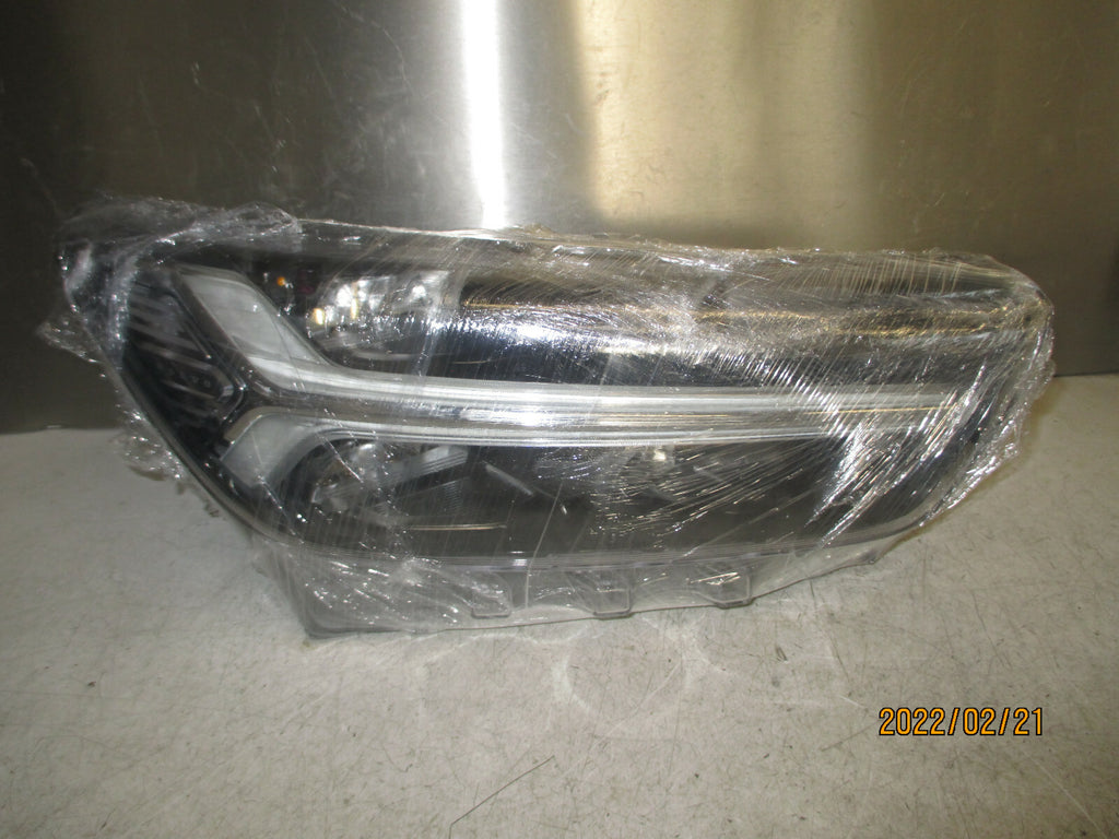 VOLVO XC40 2021 OSF DRIVER SIDE FRONT HEADLIGHT HEADLAMP 31655994 SPARES