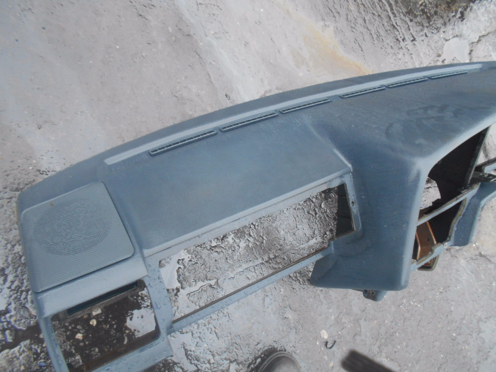VOLKSWAGEN VW PASSAT B3 (MK3) 1990 DASHBOARD DASH BLUE