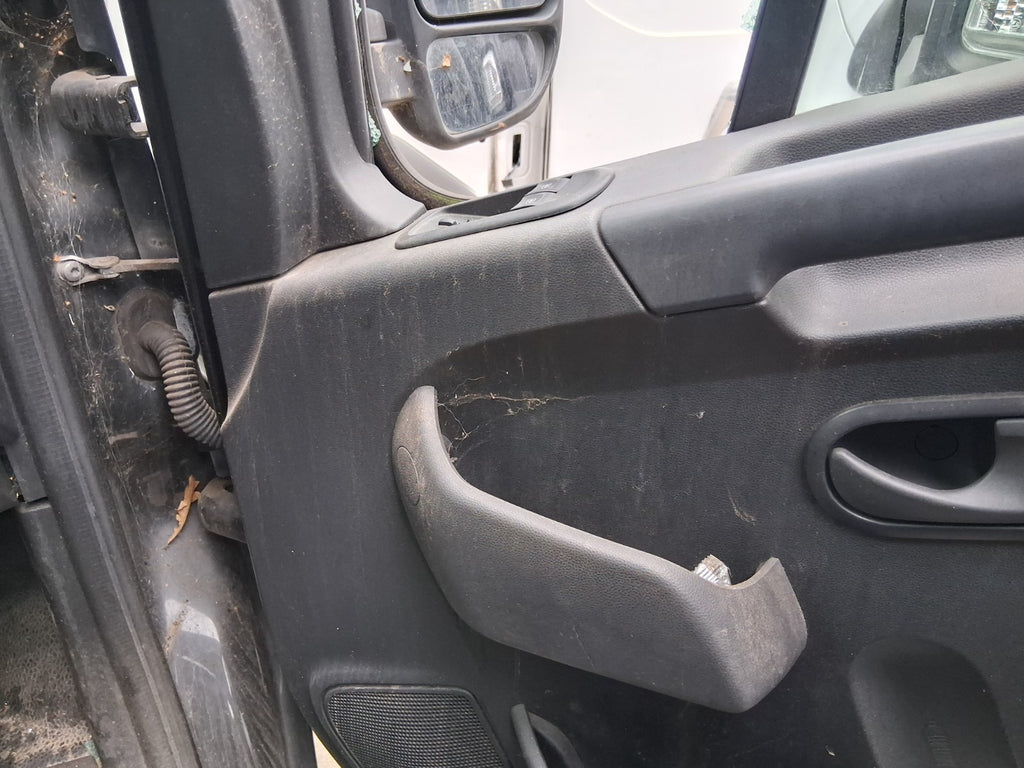 2021 NISSAN NV400 MK1 OSF DRIVER SIDE FRONT RIGHT DOOR CARD PANEL