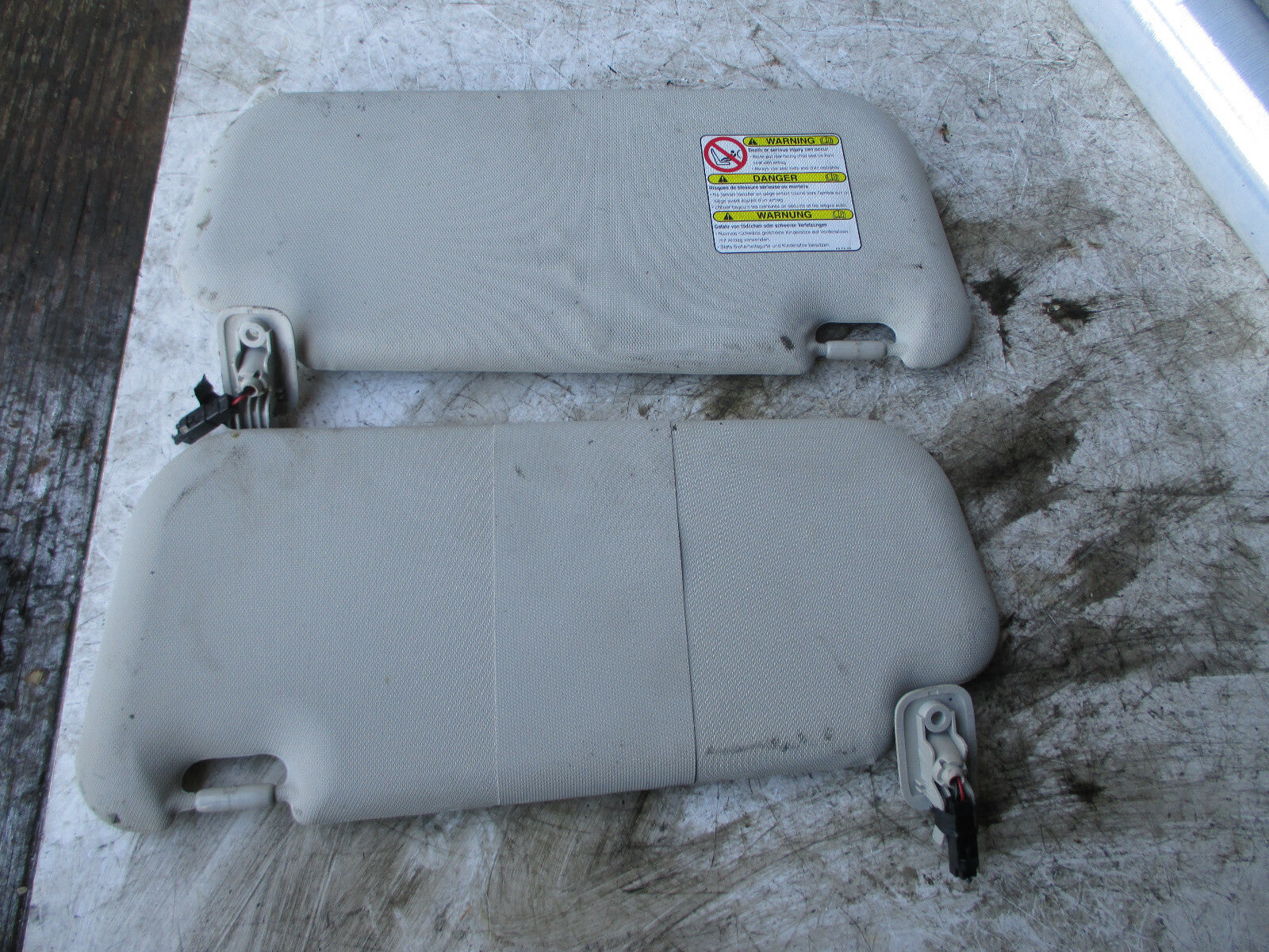 MAZDA 6 2011 PASSENGER AND DRIVER SIDE SUN SHADE VISOR SET GREY MIRROR