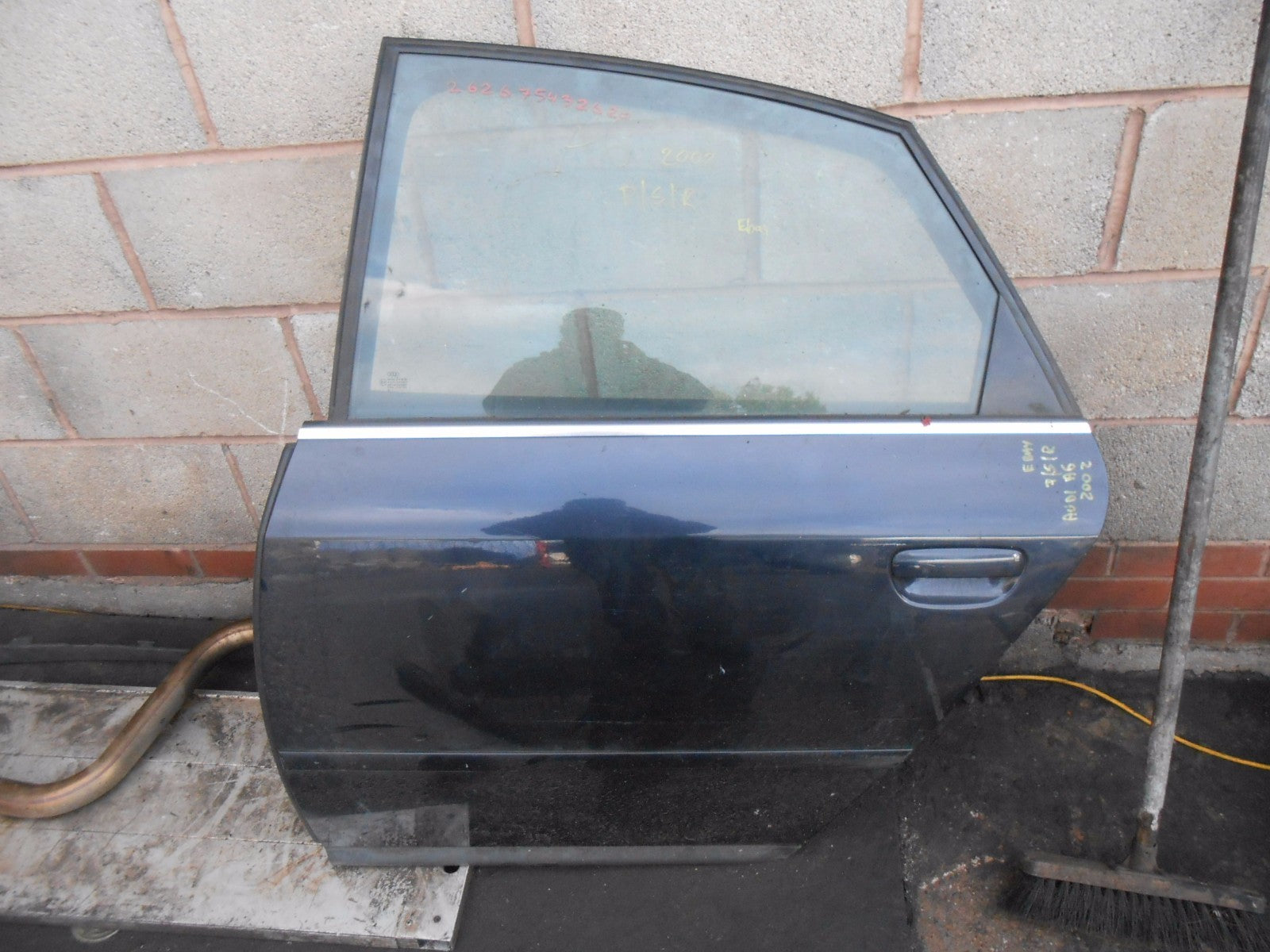 1997 - 2002 AUDI A6 C5 4B SALOON NSR PASSENGER SIDE REAR DOOR COMPLETE BLUE