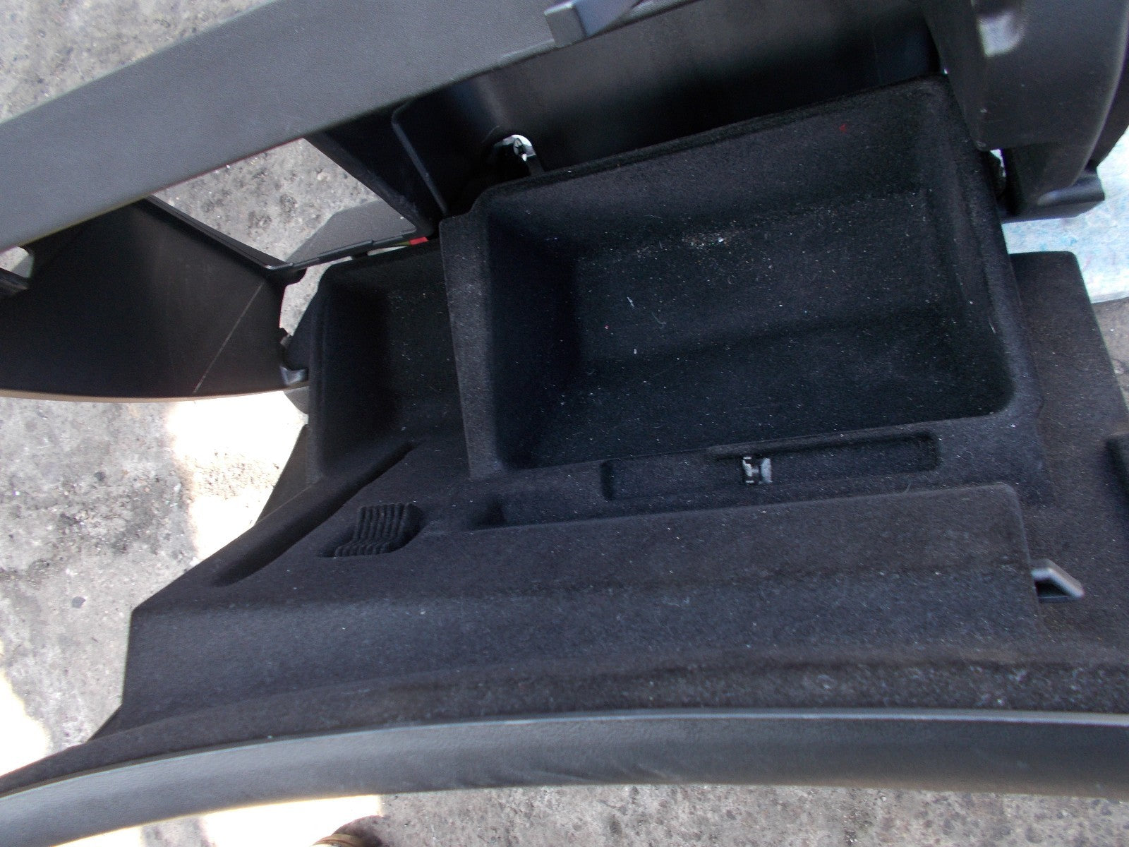 2014 VAUXHALL INSIGNIA A INTERIOR STORAGE COMPARTMENT GLOVE BOX 13273294