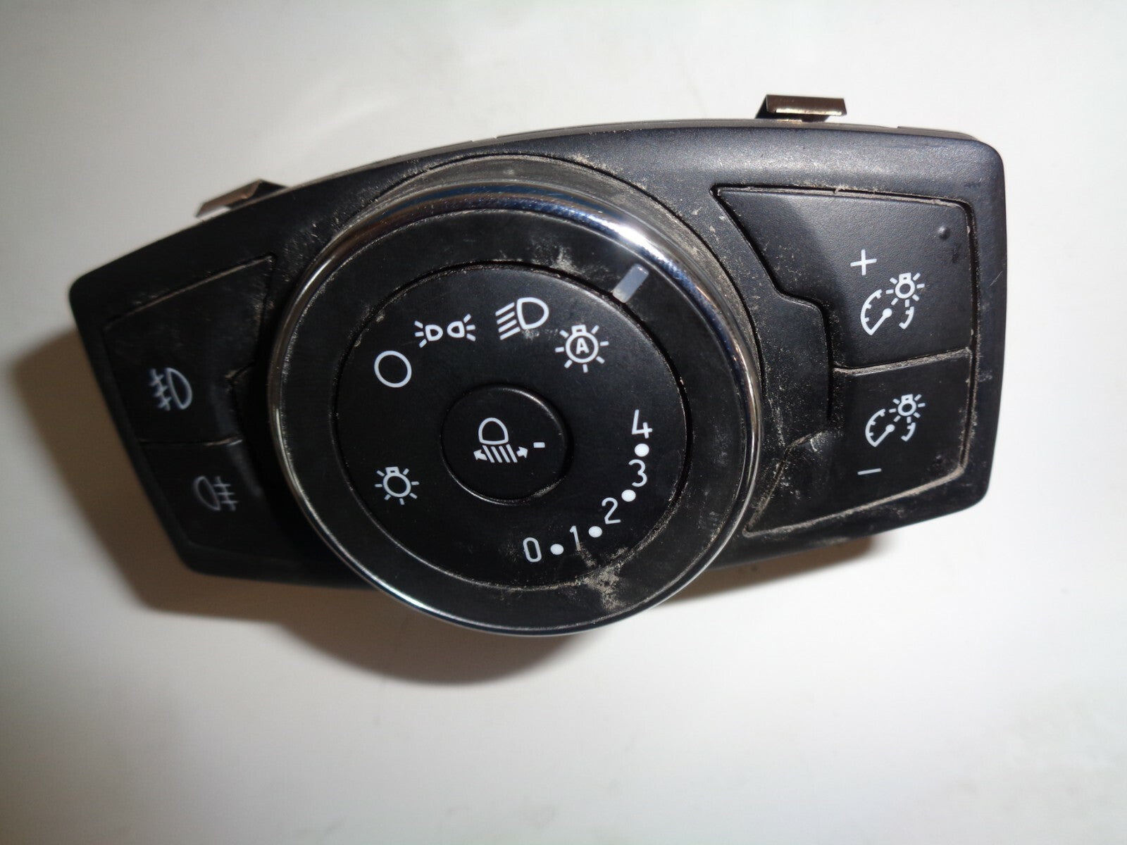 FORD ECOSPORT 2019 5DOOR HATCHBACK 5 DOOR HEADLIGHT SWITCH AV1T3D061AD