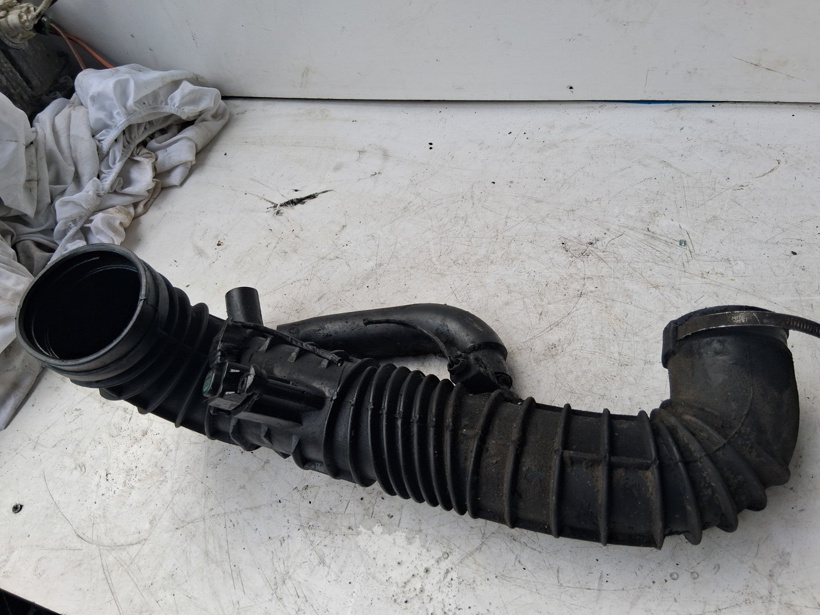 2007 MERCEDES BENZ VITO AIR INTAKE HOSE PIPE A6460100382