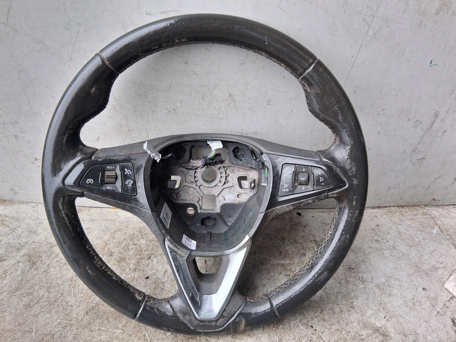 2017 VAUXHALL ZAFIRA C TOURER MULTIFUNCTIONAL STEERING WHEEL 39115480