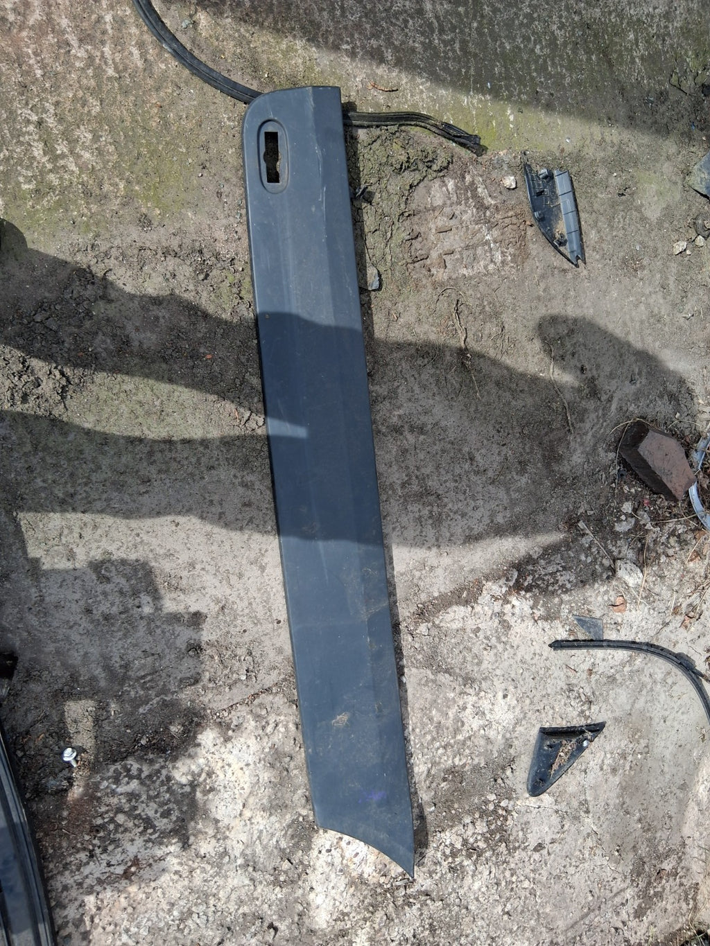 2010 MERCEDES BENZ SPRINTER W906 OSR DRIVER SIDE RIGHT REAR TRIM A9066903700