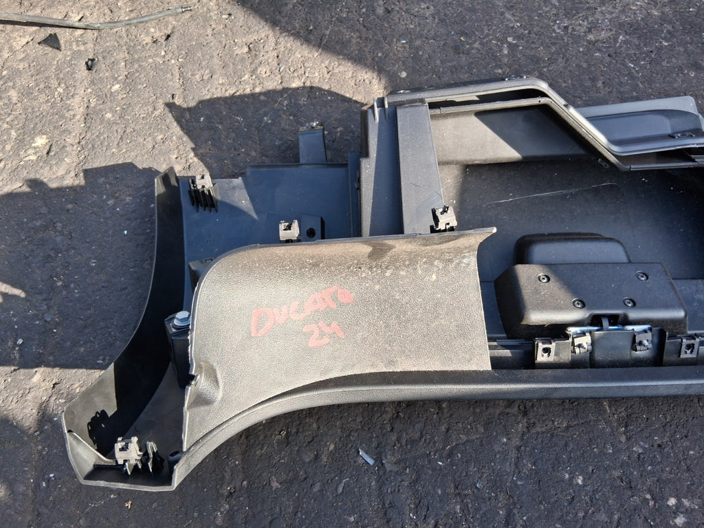 2024 FIAT DUCATO MK3 FACELIFT DASHBOARD GLOVE BOX STORAGE COMPARTMENT 1319430070