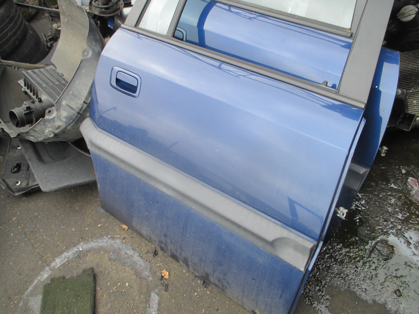 VAUXHALL ZAFIRA A 2004 OSR DRIVER SIDE REAR COMPLETE DOOR BLUE