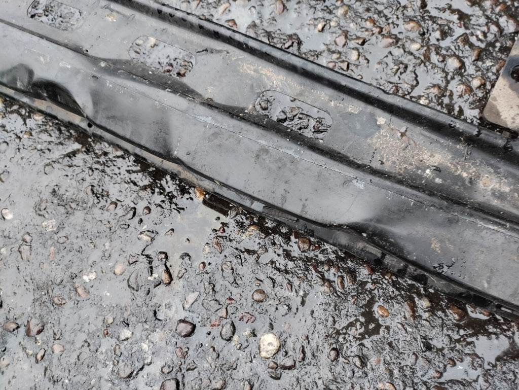2021 FORD TRANSIT 350 MK8 REAR METAL STEP HAS DAMAGED