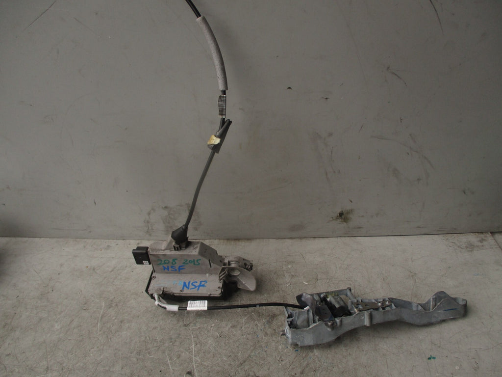 2015 PEUGEOT 208 5 DOOR NSF PASSENGER FRONT DOOR LOCK MECHANISM