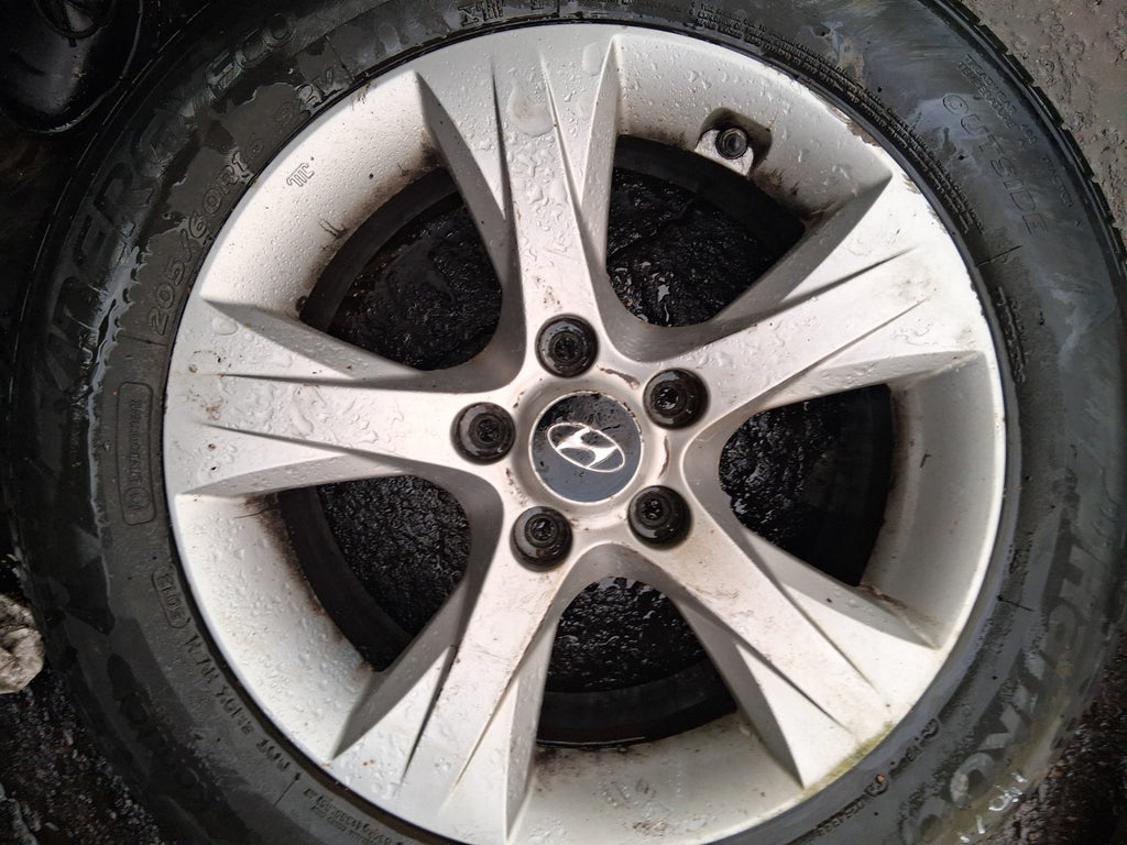 2013 HYUNDAI I40 16 INCH ALLOY WHEEL WITH TYRE 205/60R16