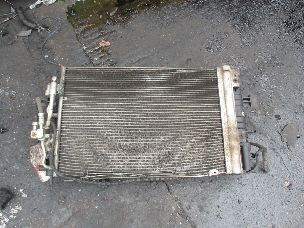 VAUXHALL ASTRA H 2004 1.4 PETROL WATER RADIATOR 13128801 RP 03
