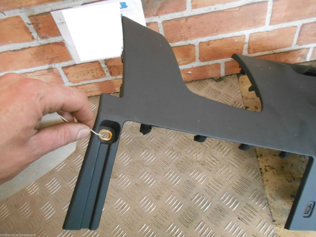 AUDI A3 8V 2013 DRIVERS SIDE LOWER DASHBOARD PANEL TRIM PLASTIC SURROUND