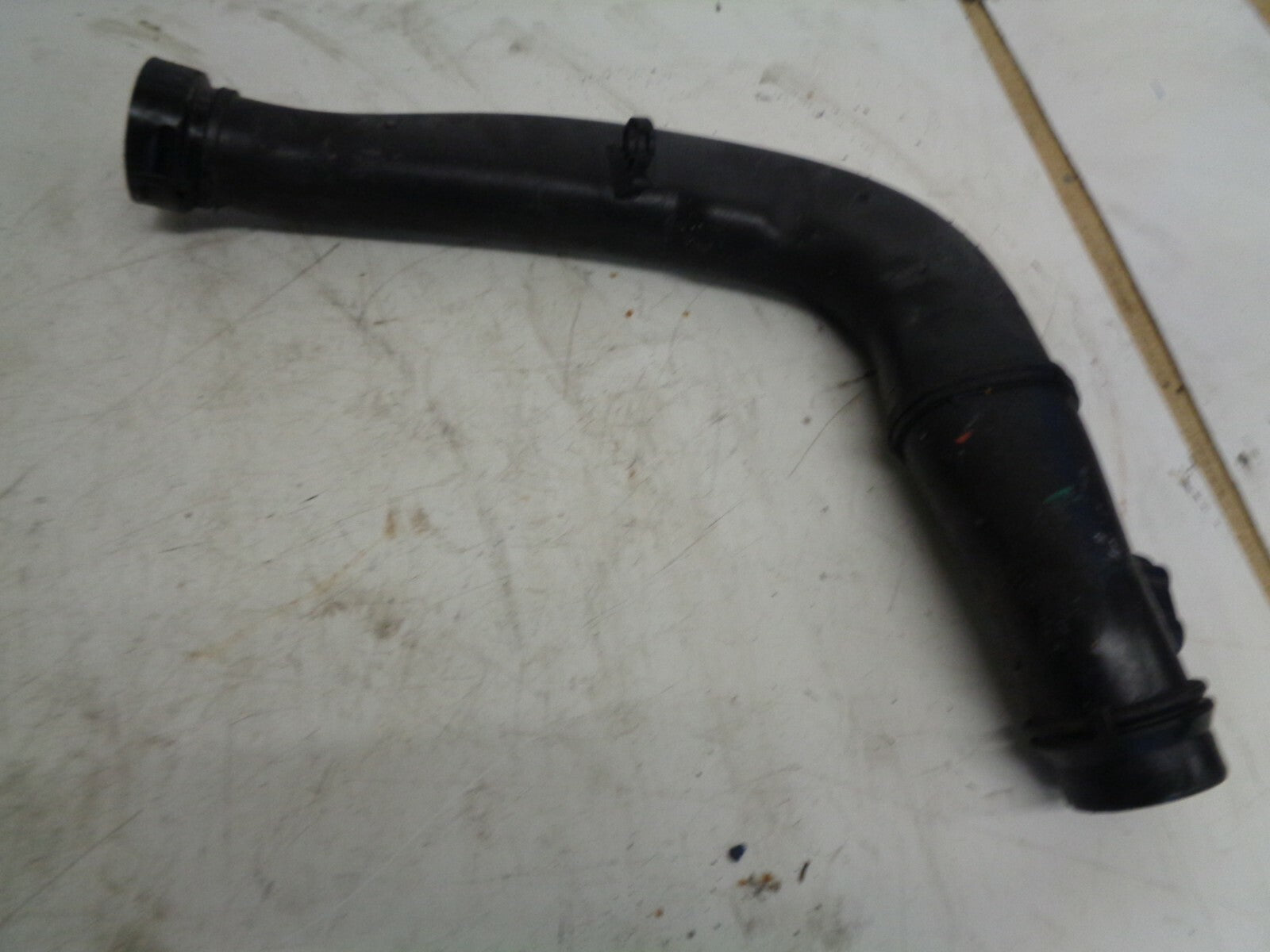 MERCEDES A CLASS A180 2017 W176 DIESEL AIR INTAKE PIPE HOSE A6510901737