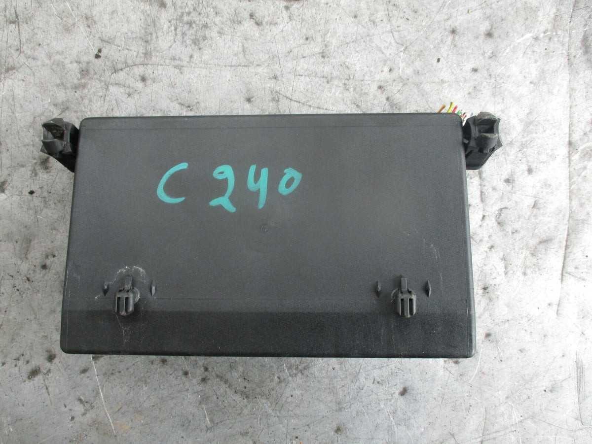 MERCEDES C CLASS W203 OS DRIVER SIDE DOOR CONTROL MODULE 2038205626