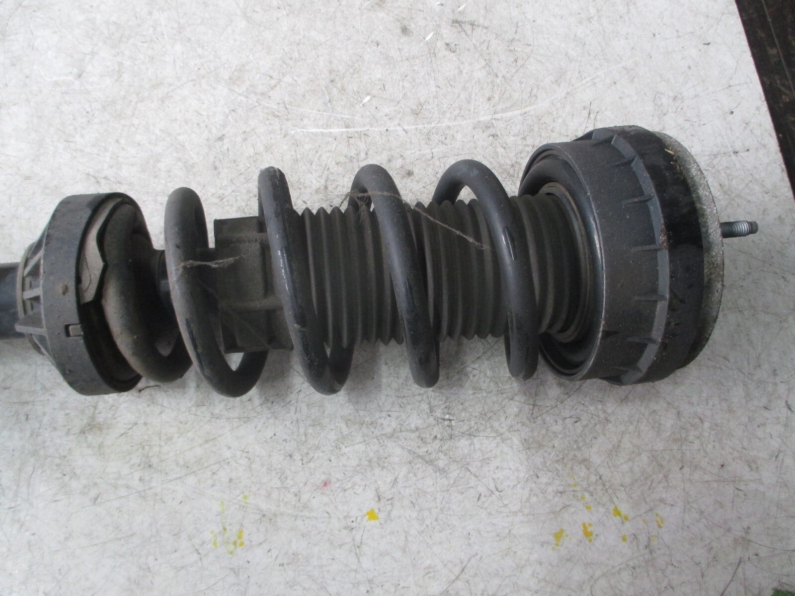 JAGUAR XE X760 2017  NSF PASSENGER SIDE FRONT SHOOK ABSORBER GX7318B036KC