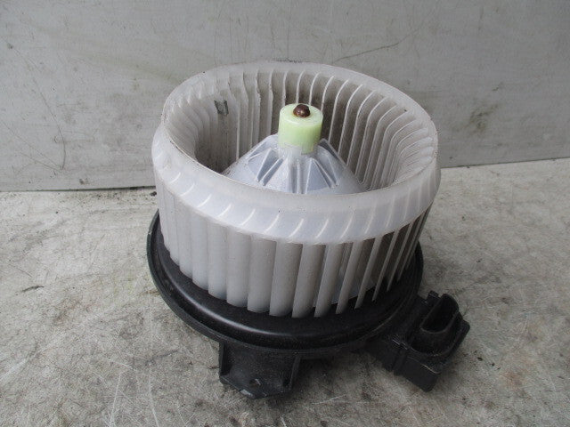 2015 SUZUKI SWIFT AZG HEATER BLOWER FAN MOTOR